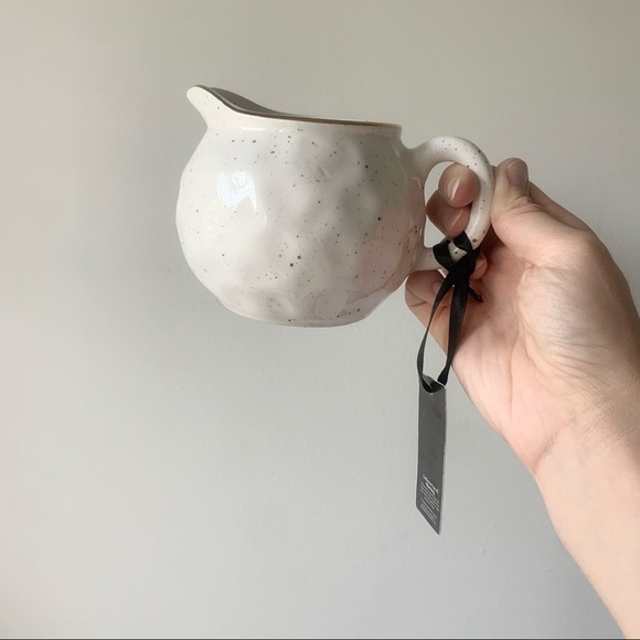 Bebe Speckled Serving Wear Creamer - Picture 2 of 6